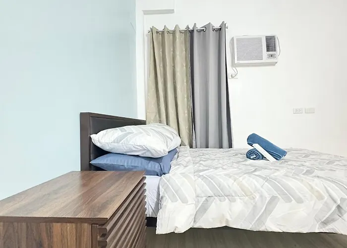 Cozy Cebu Royal Ocean Crest Mactan アパートホテル 4*
