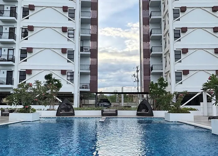 Cozy Cebu Royal Ocean Crest Mactan アパートホテル マクタン