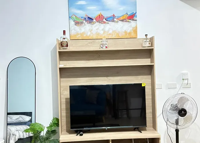 アパートホテル Cozy Cebu Royal Ocean Crest Mactan マクタン