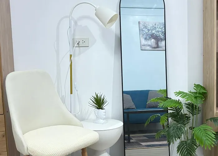 Cozy Cebu Royal Ocean Crest Mactan アパートホテル
