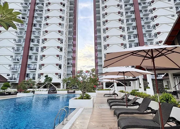 Cozy Cebu Royal Ocean Crest Mactan アパートホテル 4*